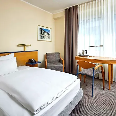 Mercure Center Hotel 4*