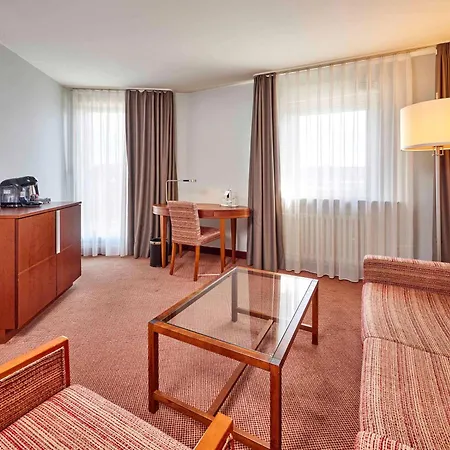 Mercure Center Hotel