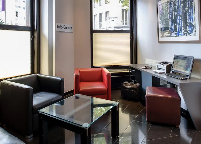 Mercure Center 4*