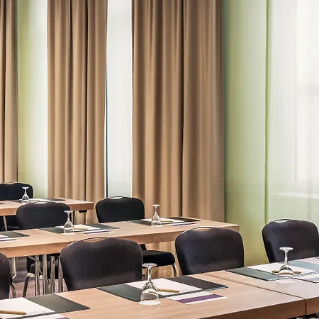 Mercure Center Hotel