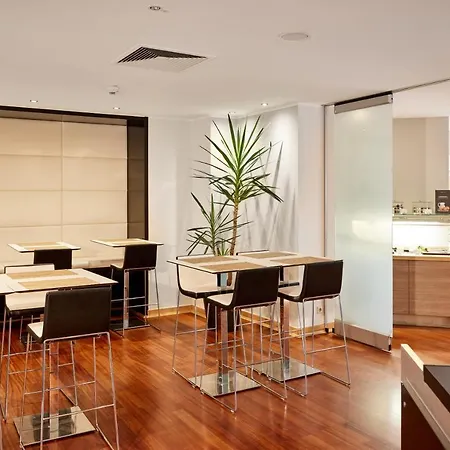 Mercure Center