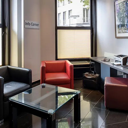 Mercure Center 4*