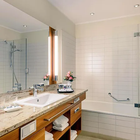 Mercure Center 4*