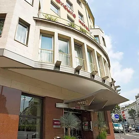Mercure Center מלון