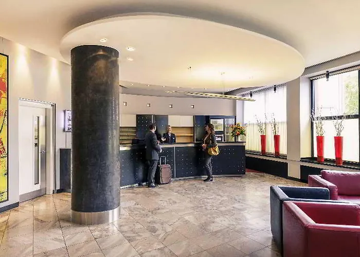 Mercure Center 4*