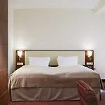 Mercure Center