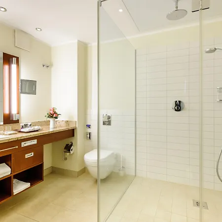 Mercure Center 4*